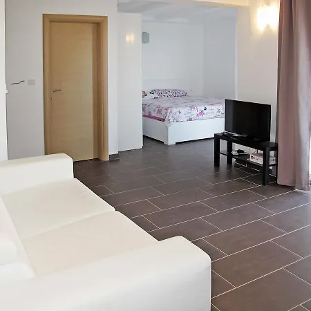 Apartment Villa Cube-2